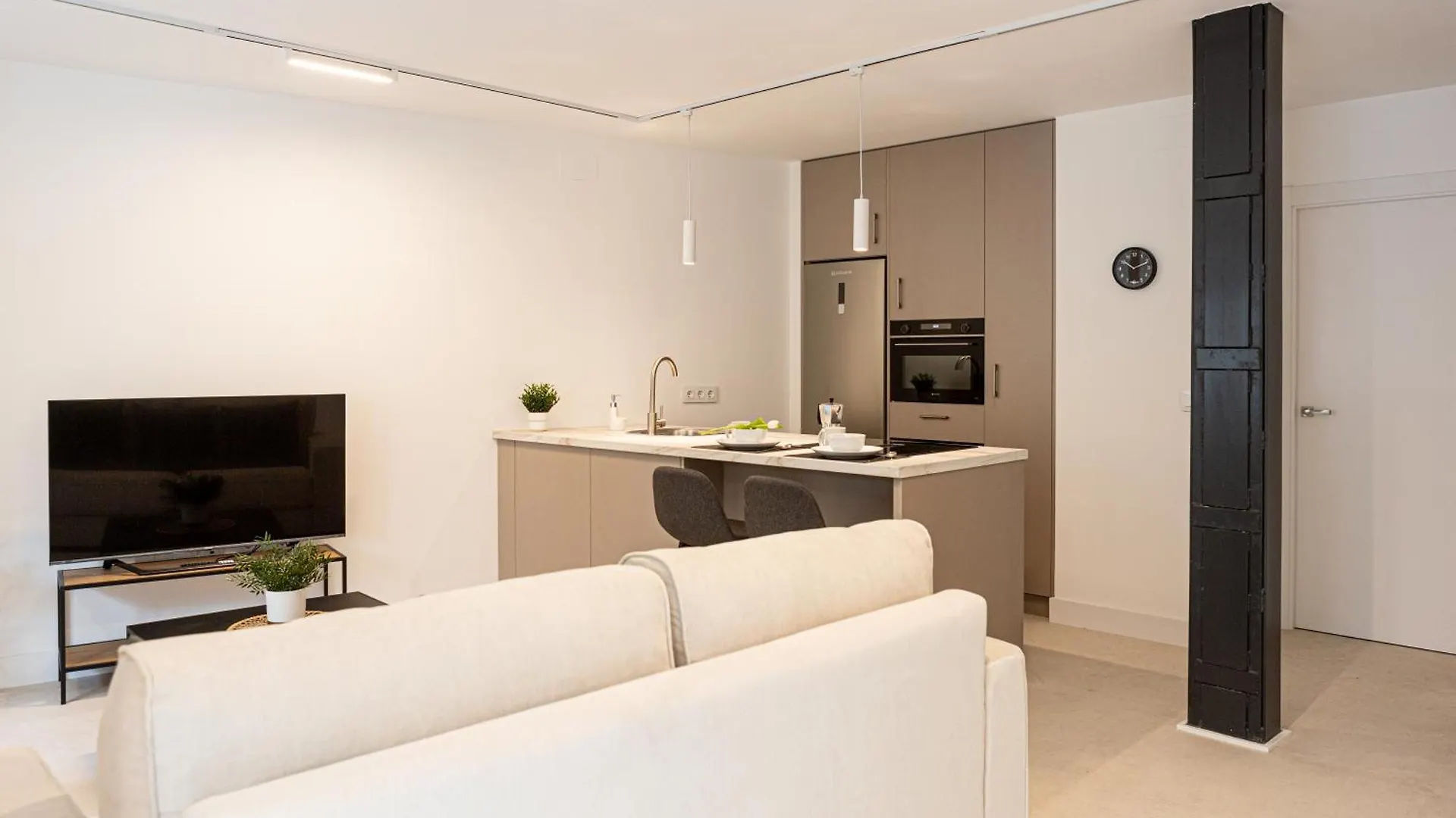 Royar Apartamentos Jaén Lägenhet