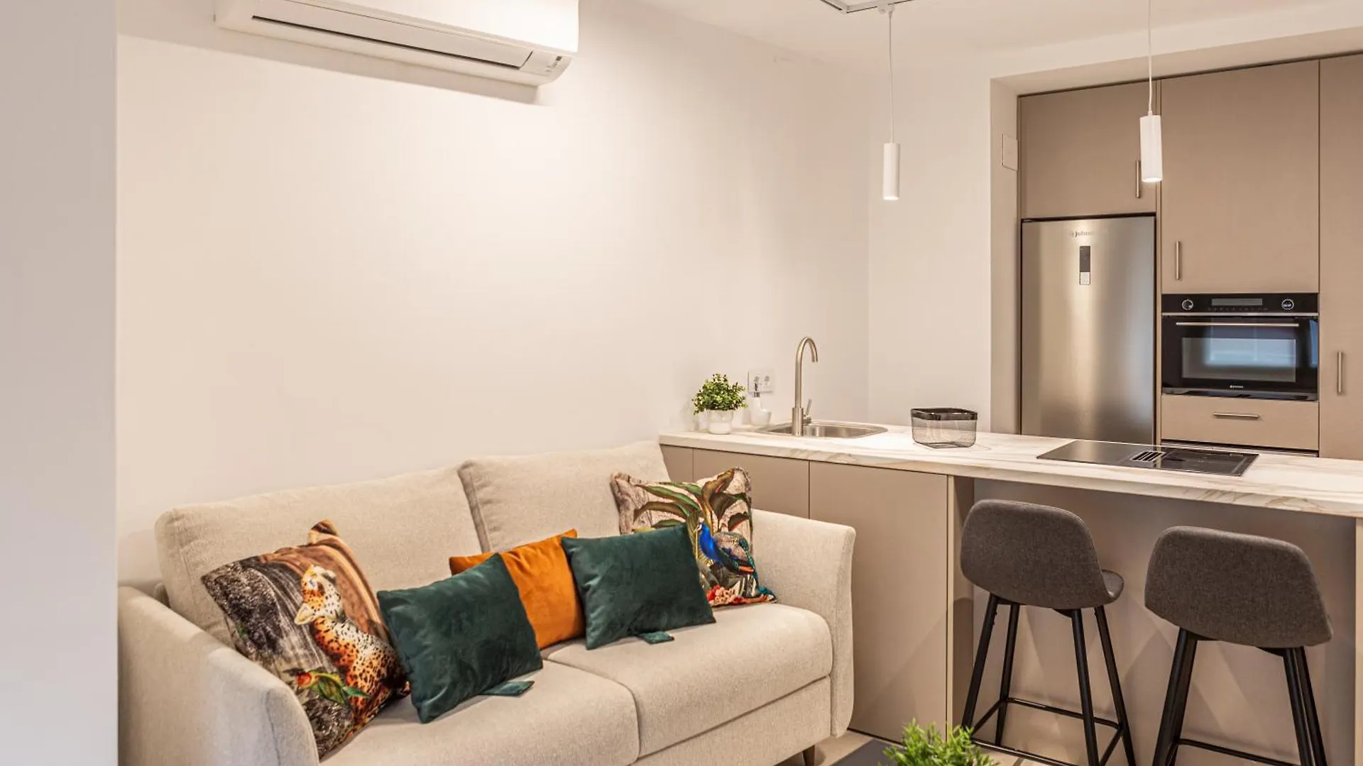 Lägenhet Royar Apartamentos Jaén